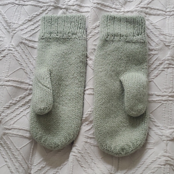 Talula mittens - Picture 2 of 4